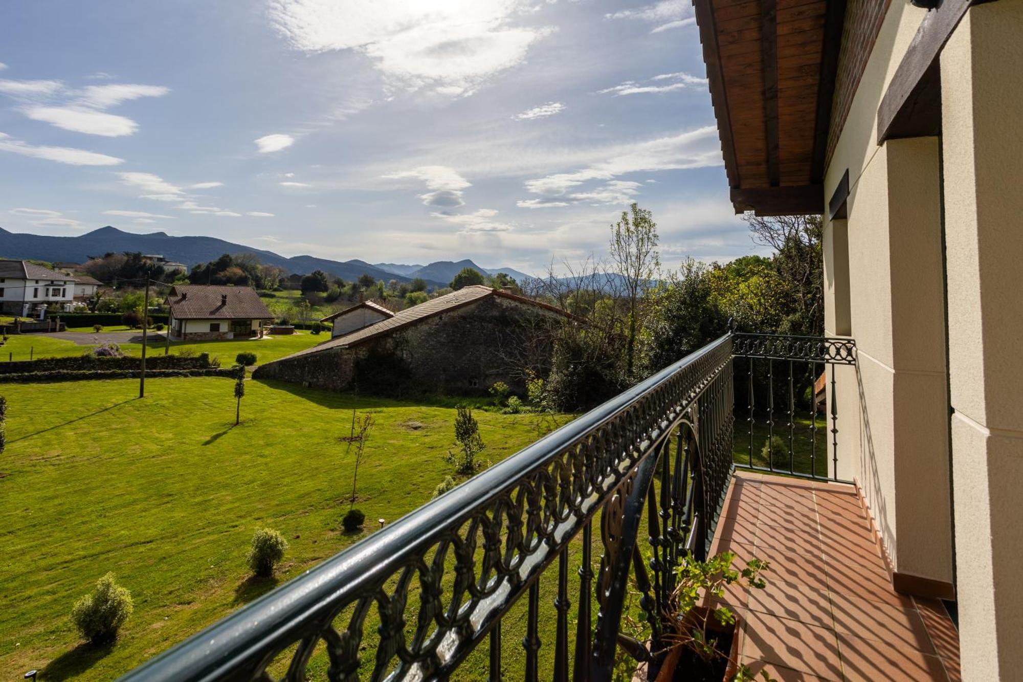 Villa Urdaibai Busturia Bagian luar foto